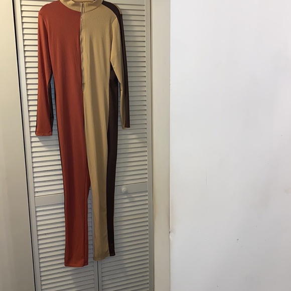 🔥Ribbed long sleeve jumpsuit.🔥🔥🔥🔥 - Picture 8 of 9